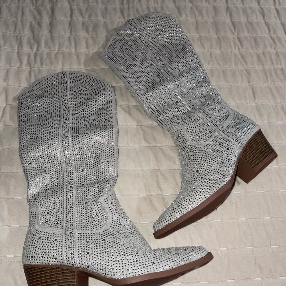Women's Silver Rhinestone Western Boots
